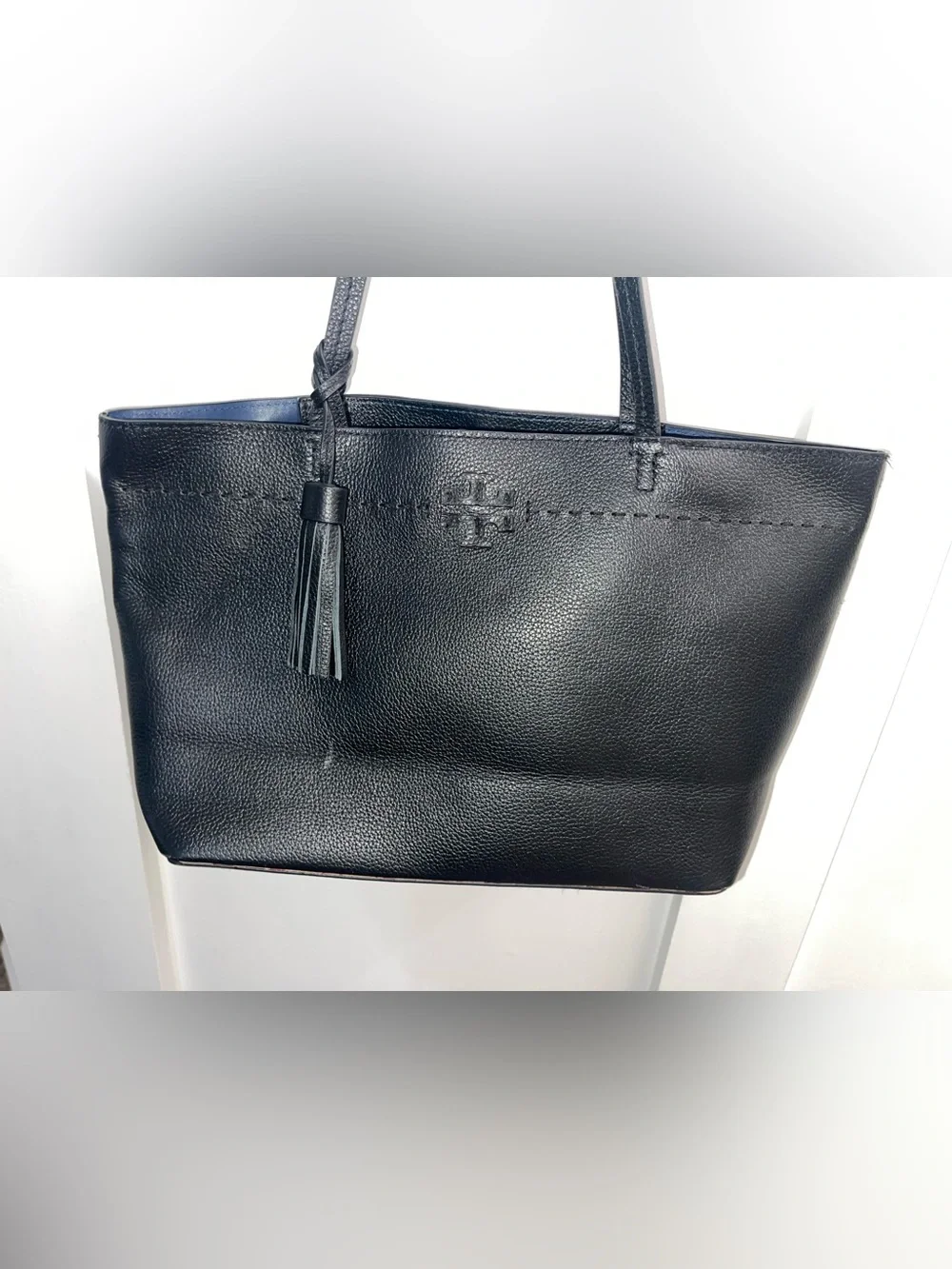 TORY BURCH McGraw Leather Logo Tote Bag Women Black With Tassel Genuine. READ!